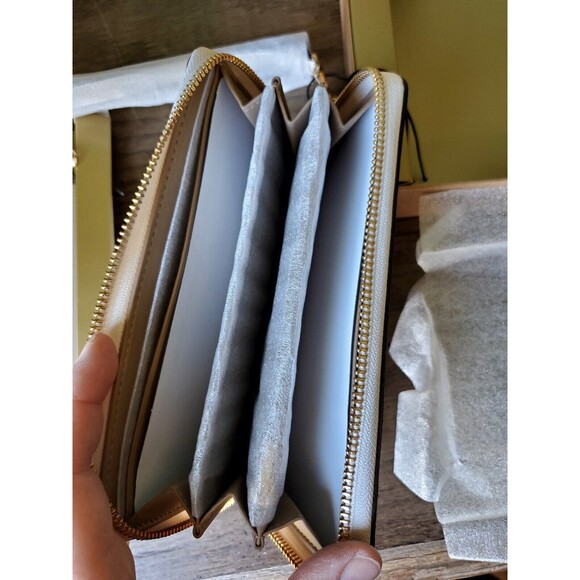 COACH Boxed Long Zip Around Wallet With Disco Star Print Chalk Multi C7351 NWT - Picture 5 of 8